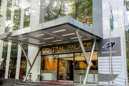 Central Palace Halal - 19