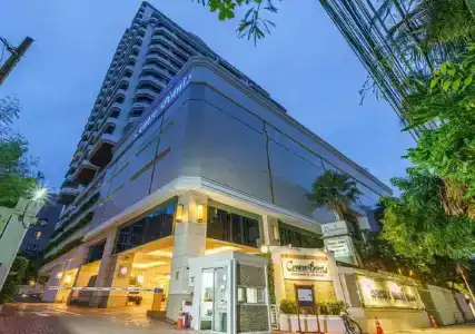 Centre Point Sukhumvit 10 - 16