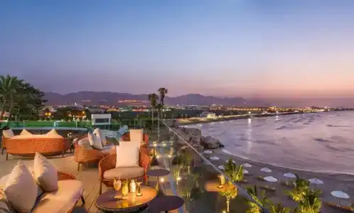 Crowne Plaza Muscat, An Ihg - 2