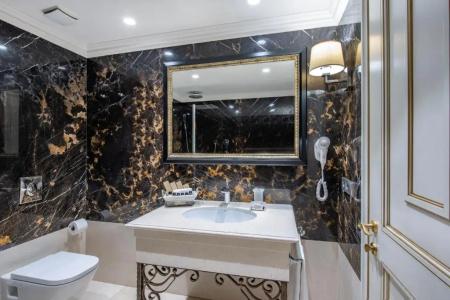Ambassadori Hotel Tbilisi - 61