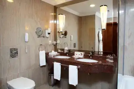 Crowne Plaza Minsk - 33