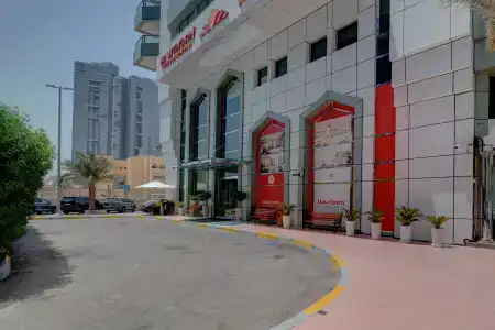 Hawthorn Suites by Wyndham Abu Dhabi City Center - 11