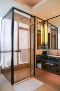 Crowne Plaza Sanya City Center, An Ihg - 61