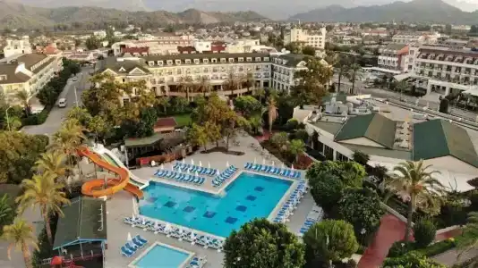 Lucida Beach - 55