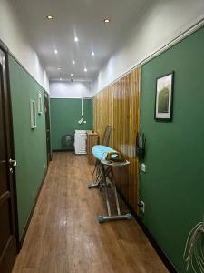 Evergreen Apart - 18