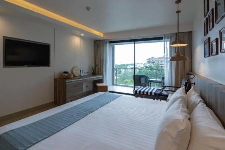 Golden Tulip Pattaya Beach Resort - 4