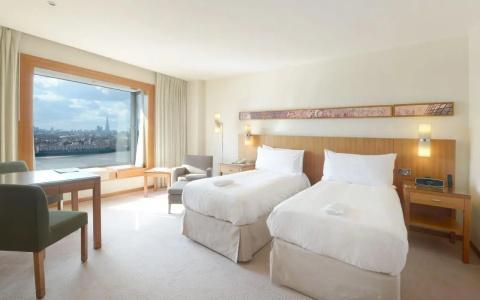 Canary Riverside Plaza - 22
