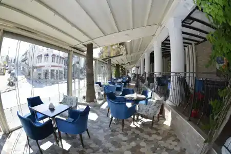 Grand Center Boutique & Roof Restaurant - 14