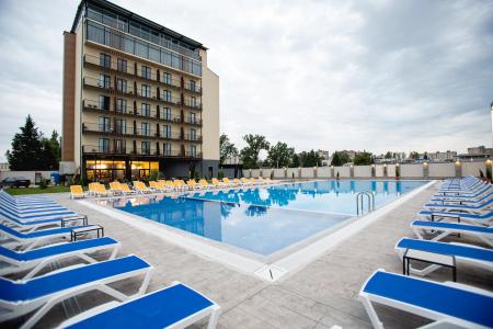 West Inn Georgia - 1