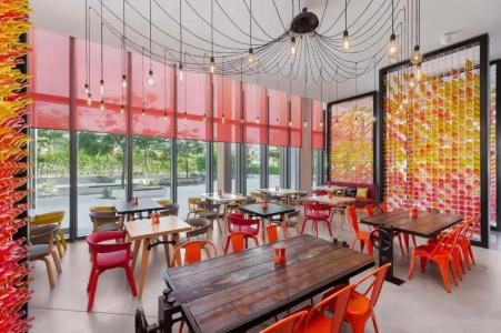 Hampton by Hilton Dubai Al Seef - 4