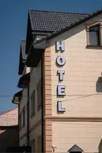 b&b - 1