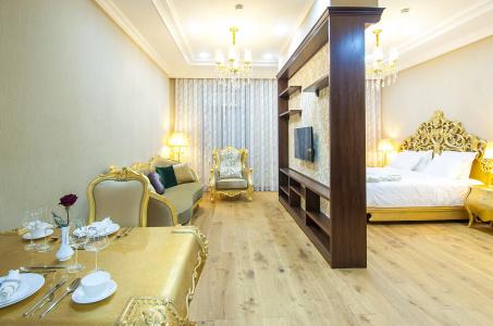 Royal Residence - 246