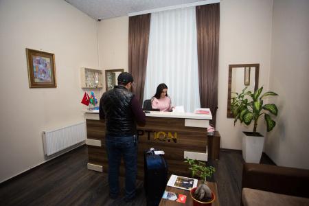 Grand Qafqaz Hostel - 6