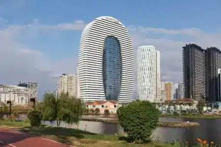 Courtyard Marriott Batumi - 3
