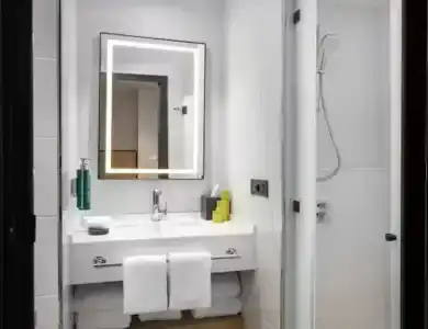 Hilton Garden Inn - 29