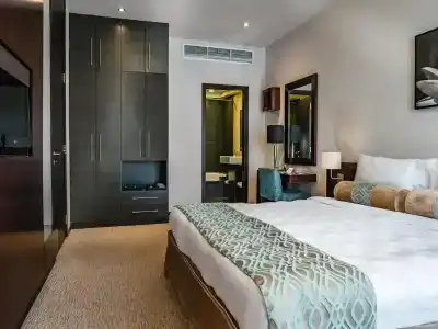 Signature and Spa - 13