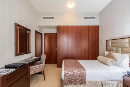 Suha Jbr - 25