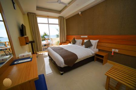 Ocean Retreat and Spa - 22