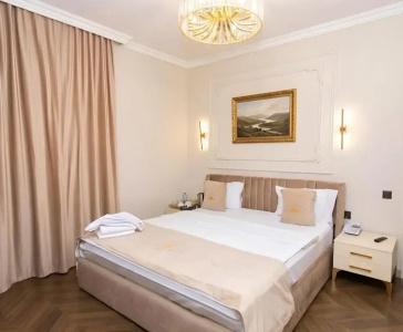 Caspian Pearl Boutique - 12