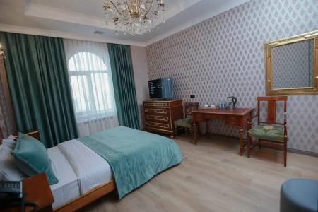 West Inn - 58