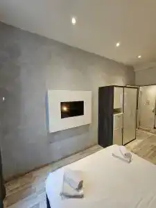Central Park Residence - 4