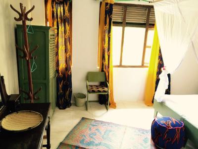 Retro - 6