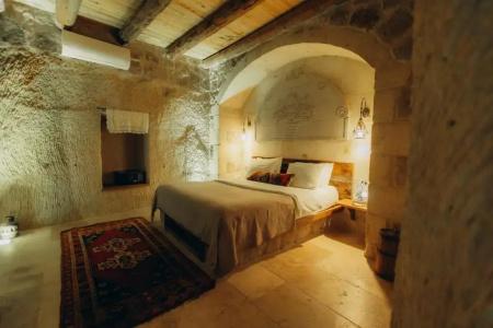 Doda Artisanal Cave - 37