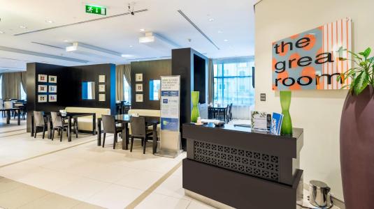 Holiday Inn Express Dubai Internet City, an IHG - 32
