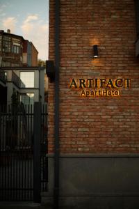 Artifact Apart - 39