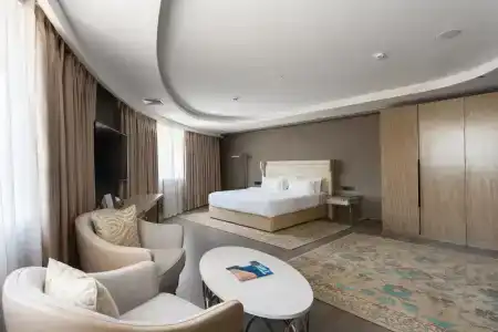 Mövenpick - 13