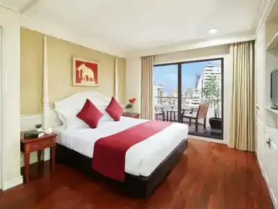 Centre Point Sukhumvit 10 - 11