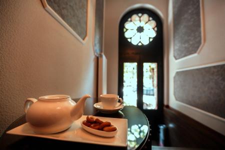 Tea for Two - 8