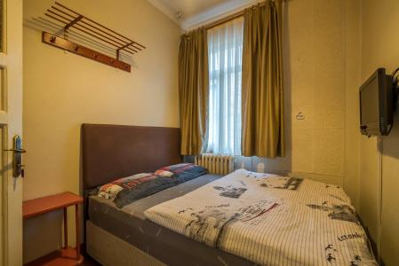 Erenler & Hostel - 45
