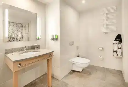 Hampton by Hilton Minsk City Centre  - 12