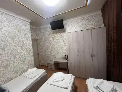 Diyora - 30