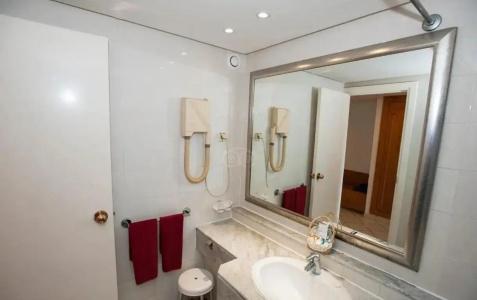 Riviera - Family and couples only - 10