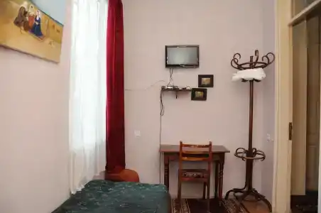 Gutsa Artists Mini-Hotel - 19
