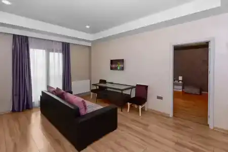 Diplomat Suites - 10