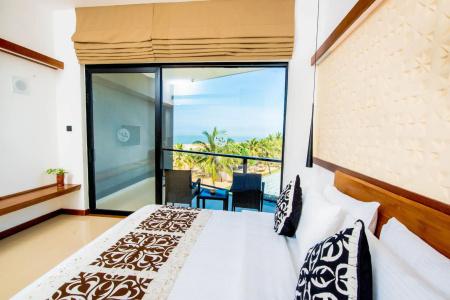 Goldi Sands - 44