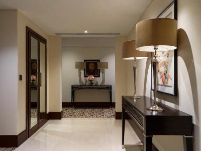 Four Seasons Hotel Moscow - 99