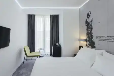 Golden Tulip Design Tbilisi - 16