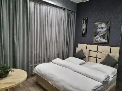 Days Inn - 9