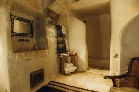 Doda Artisanal Cave - 27
