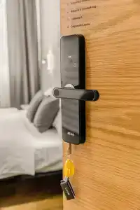 Изба 8 - 87