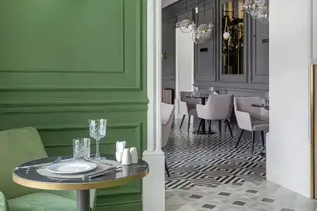 The Basilian Minsk, Curio Collection By Hilton - 9