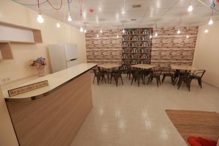 Midtown & Hostel - 9