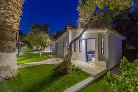Risus Garden Marina - 12
