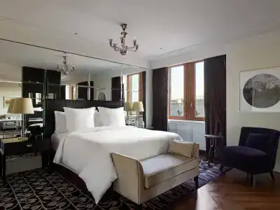 Four Seasons Hotel Moscow - 80