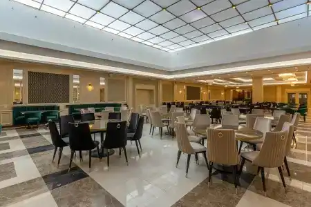 Astoria Grand - 14