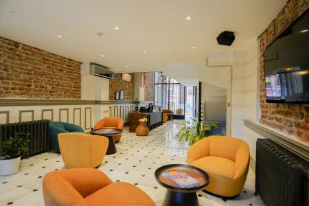 Taksim Avenue - 3